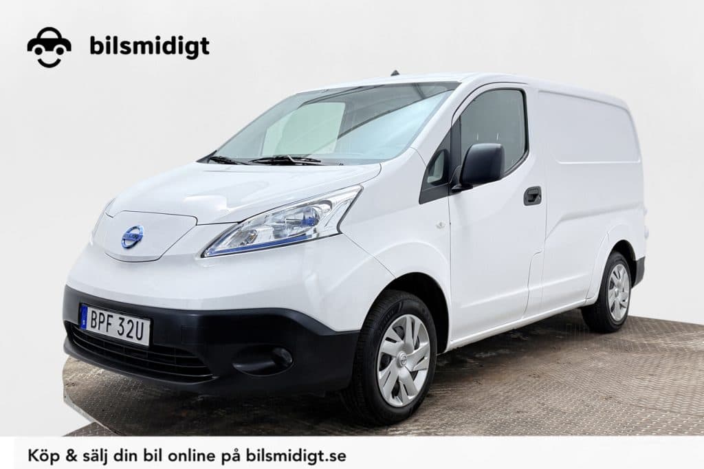 Nissan e-NV200 Skåp 40 kWh Comfort Plus Dragkrok Verkstadsinredning Backkamera Rattvärme Moms/Leasing 109hk