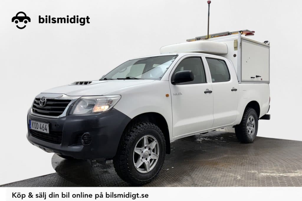 Toyota Hilux Dubbelhytt 2.5 4x4 5-sits Flakkåpa Serviceinredning Dragkrok Moms/Leasing 144hk