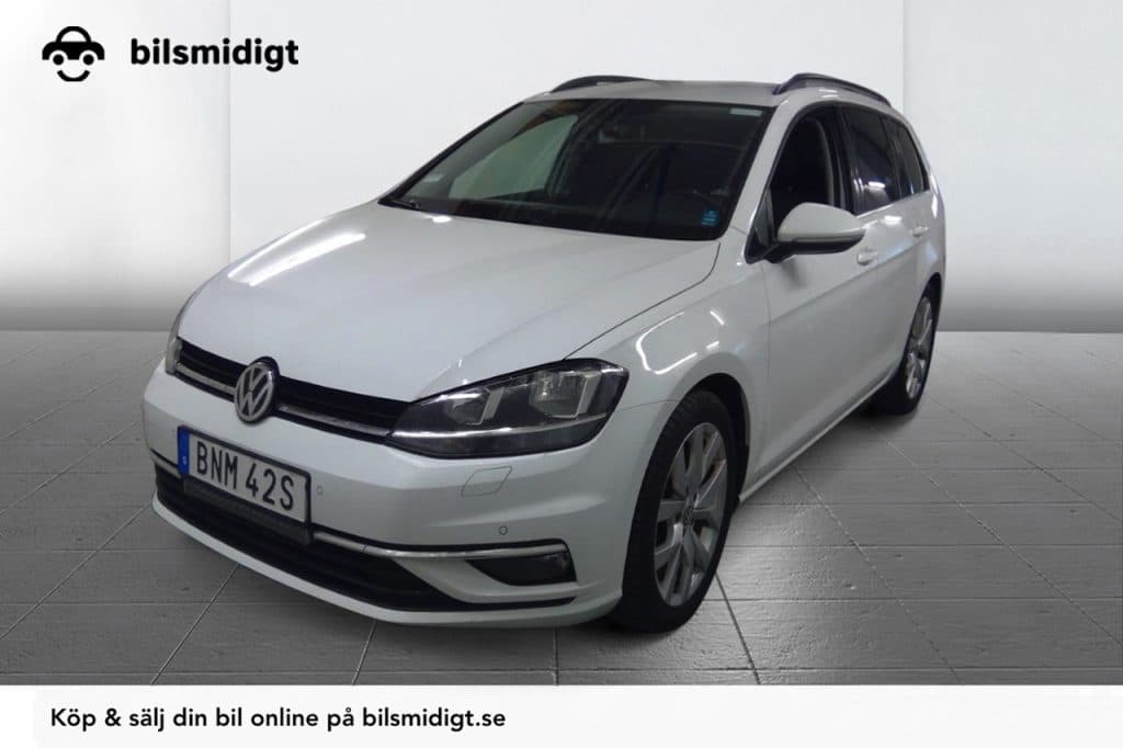 Volkswagen Golf Sportscombi 1.5 TSI GT R-Line Dragkrok Vinterpaket Värmare LED-ramp Moms/Leasing 150hk