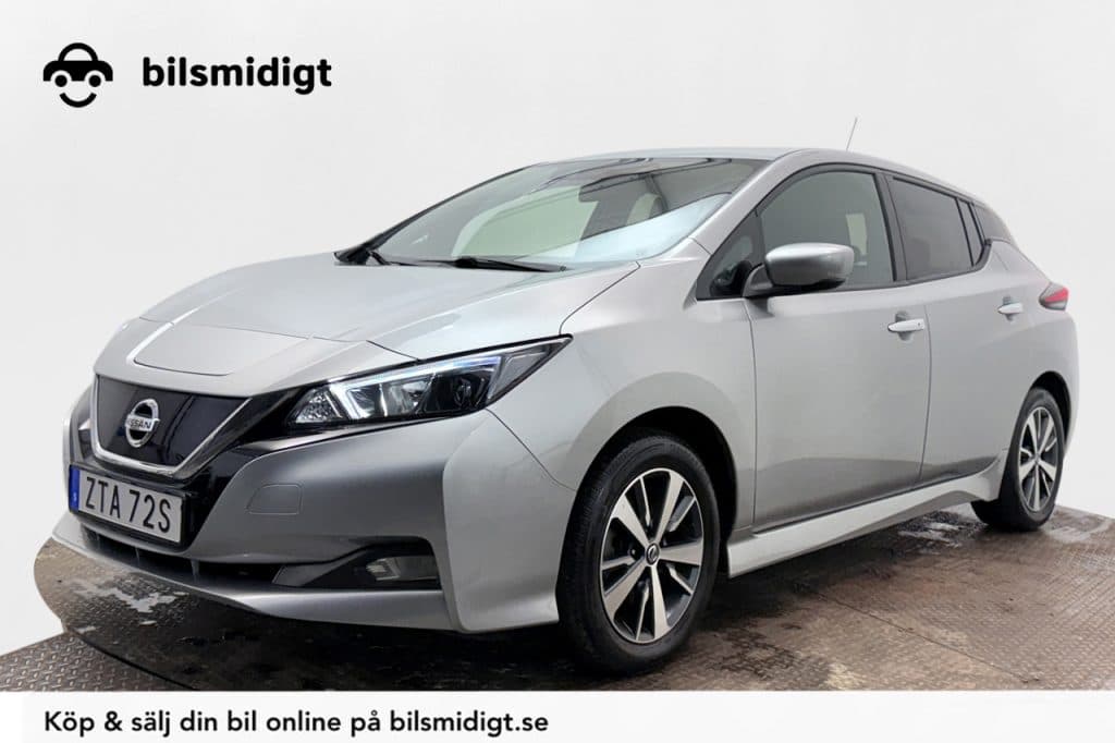 Nissan Leaf 40 kWh Acenta Navigation Backkamera Värmepump Rattvärme Moms/Leasing 150hk