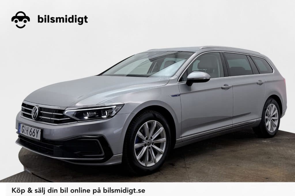 Volkswagen Passat Sportscombi GTE Nappaläder Navigation Backkamera Cockpit IQ-LED Moms/Leasing 218hk