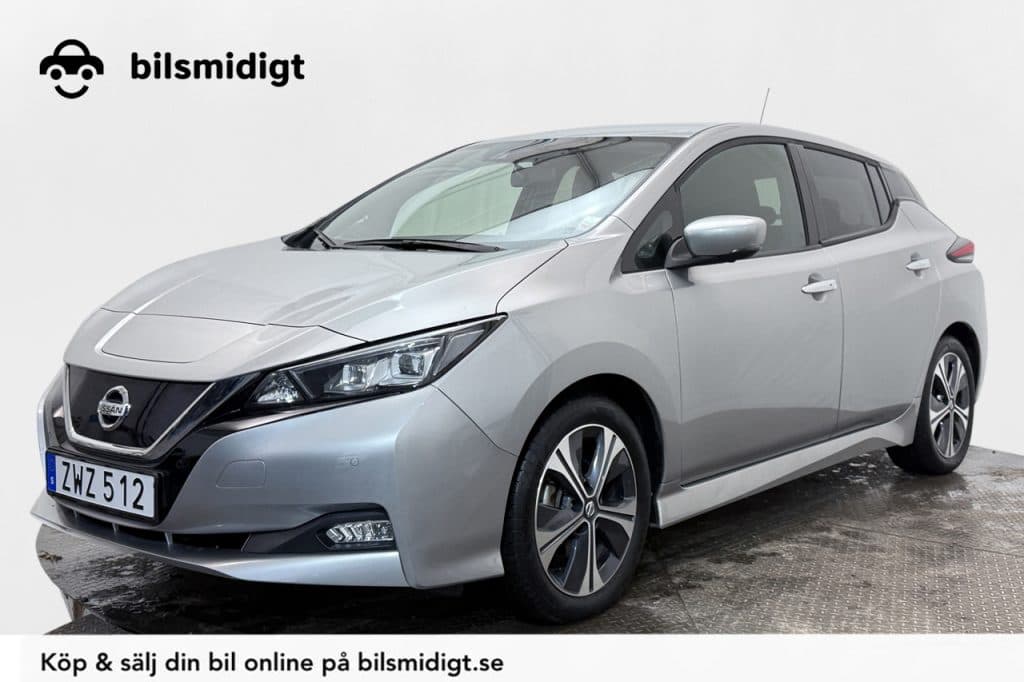 Nissan Leaf 40 kWh N-Connecta 360° Kameravy Navigation Värmepump Rattvärme Moms/Leasing 150hk