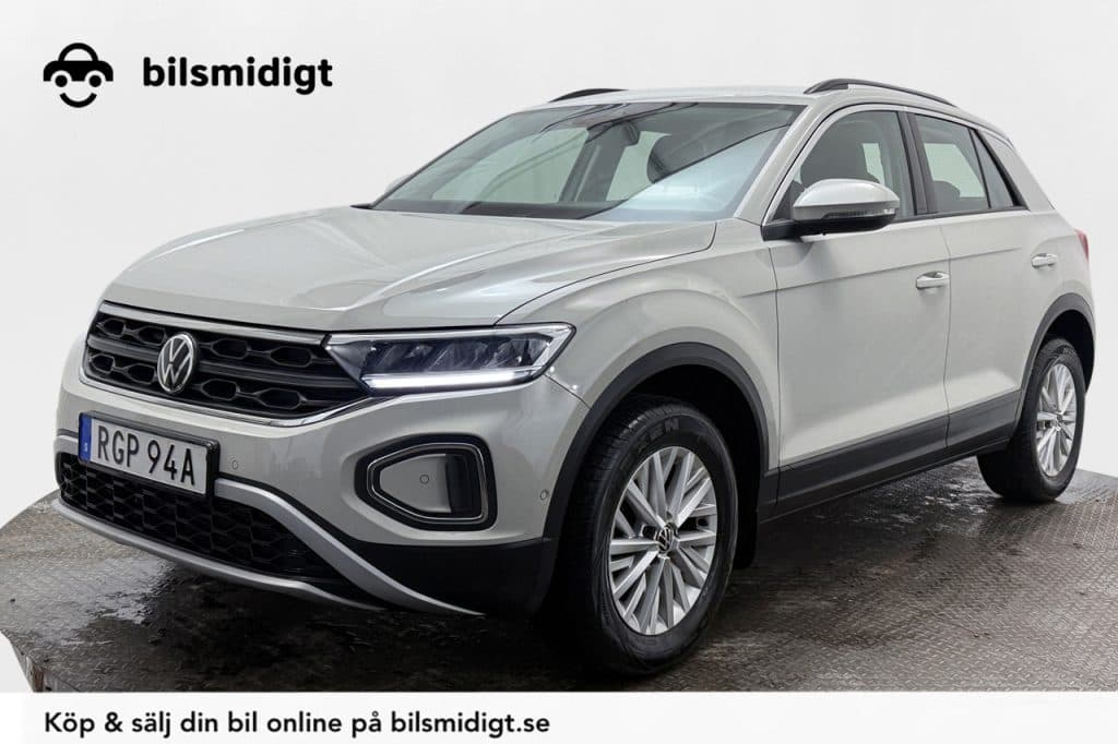 Volkswagen T-Roc 1.5 TSI P-Sensorer CarPlay Cockpit Adaptiv Farthållare Moms/Leasing 150hk