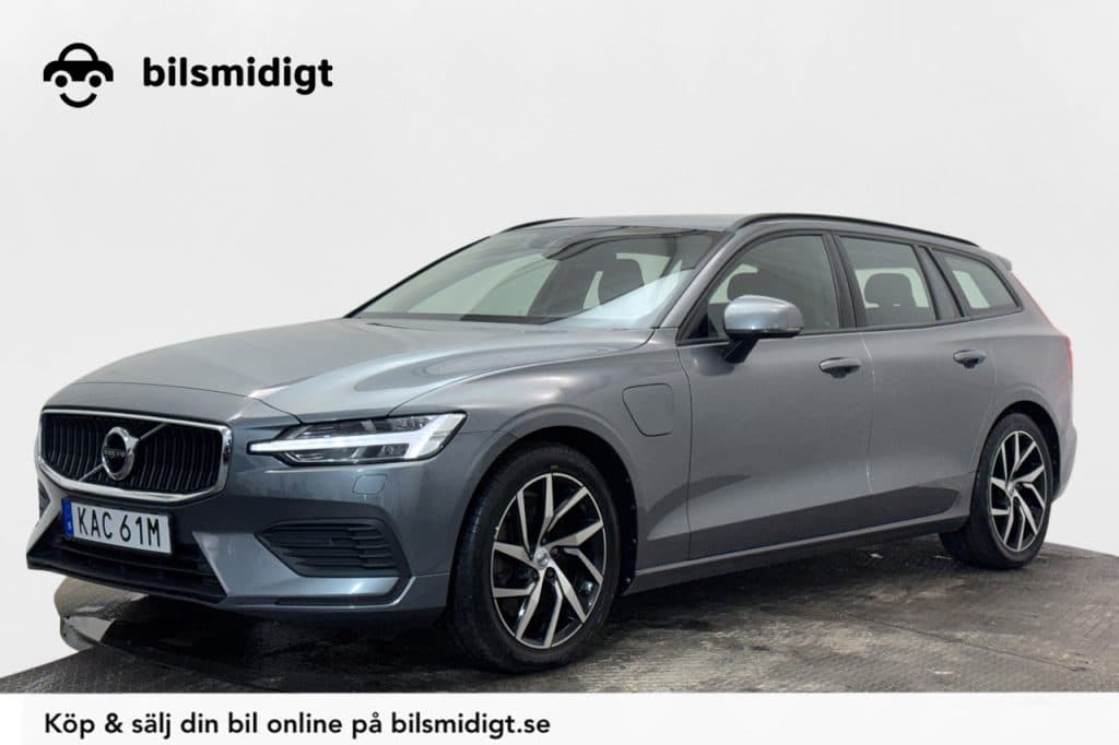 Volvo V60 Recharge T6 AWD Momentum Dragkrok Navigation Backkamera BLIS Moms/Leasing 340hk