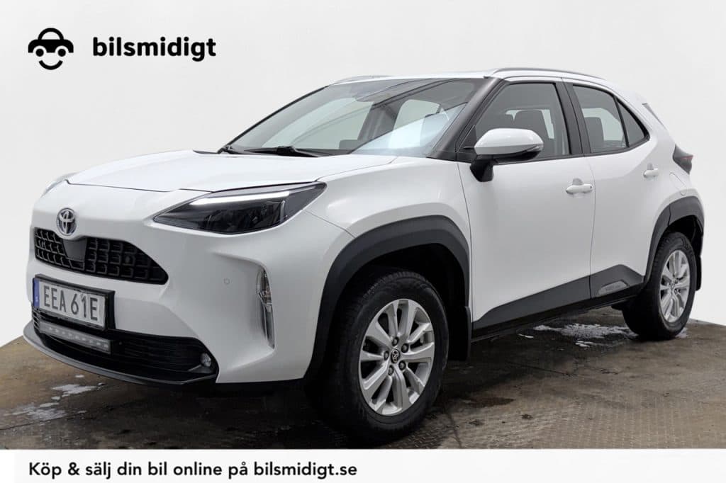 Toyota Yaris Cross Hybrid AWD-i Backkamera Adaptiv Farthållare LED-ramp Moms/Leasing 116hk