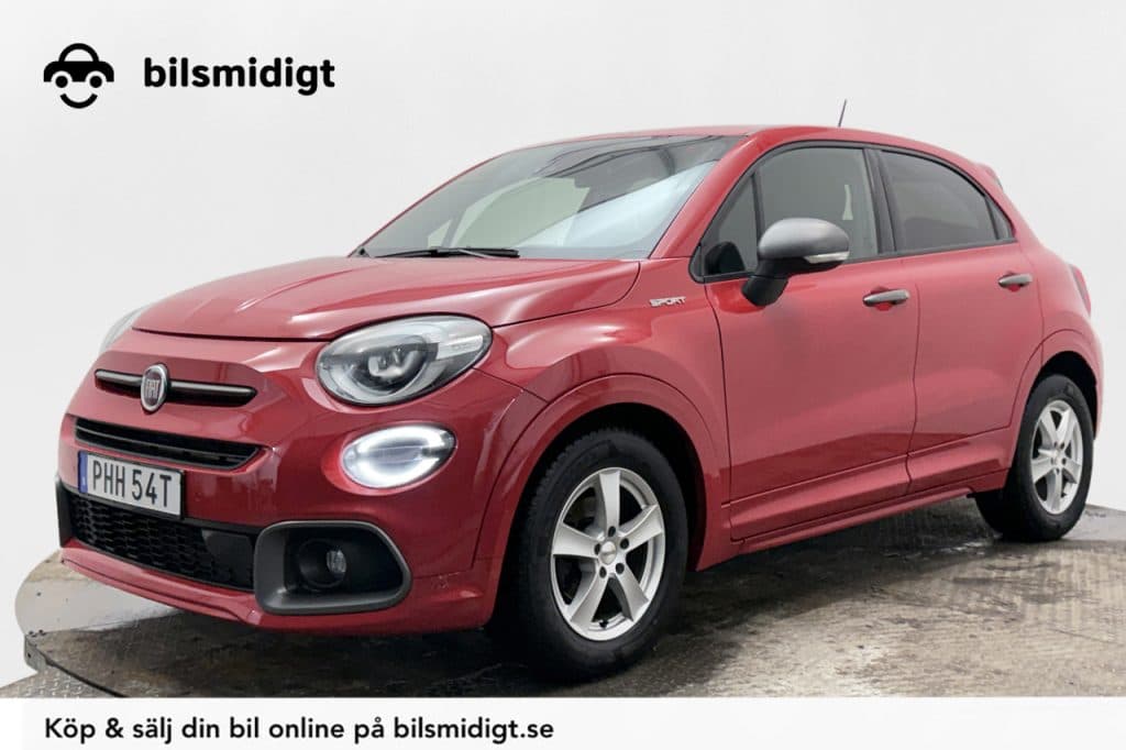 Fiat 500X FIREFLY Sport Delläder Navigation Backkamera Adaptiv Farthållare Moms/Leasing 120hk