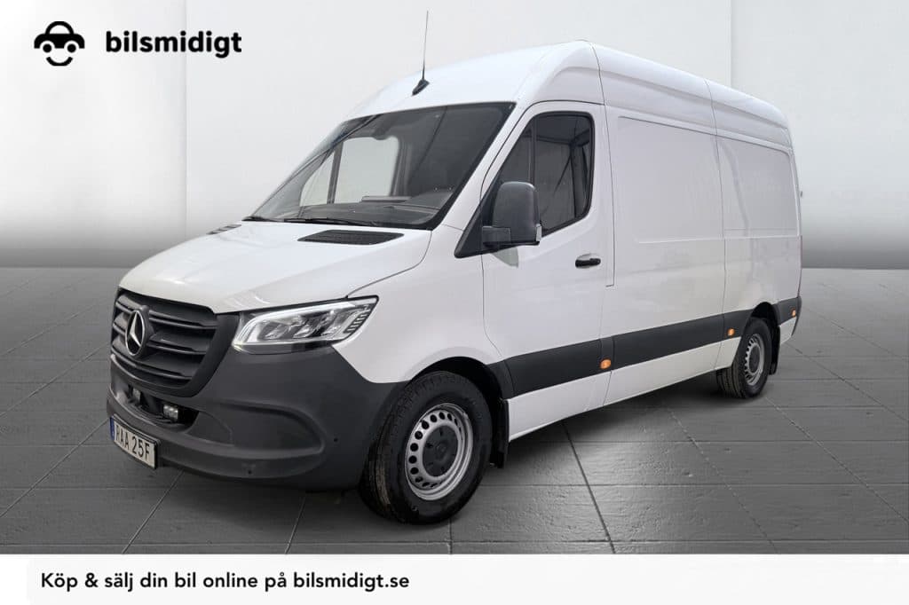 Mercedes-Benz Sprinter 317 CDI Skåp Automat 3-sits Backkamera CarPlay Fullservad hos MB 170hk