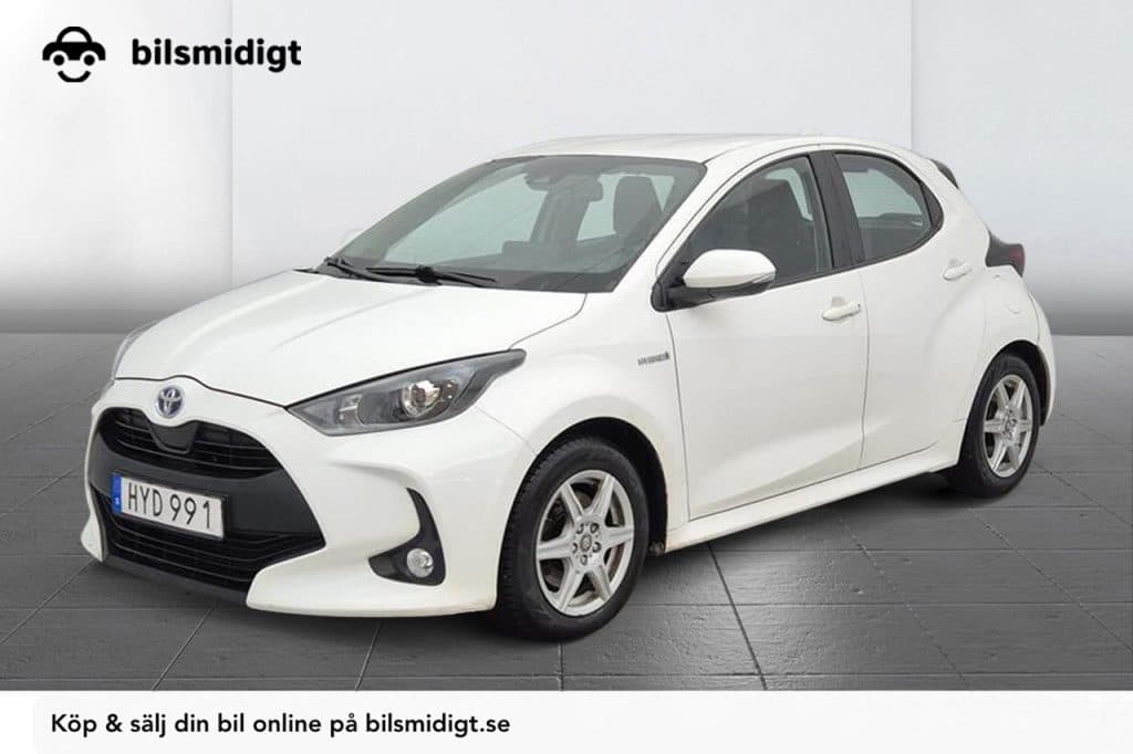 Toyota Yaris Hybrid 1.5 Active Backkamera Pekskärm Adaptiv Farthållare Moms/Leasing 116hk