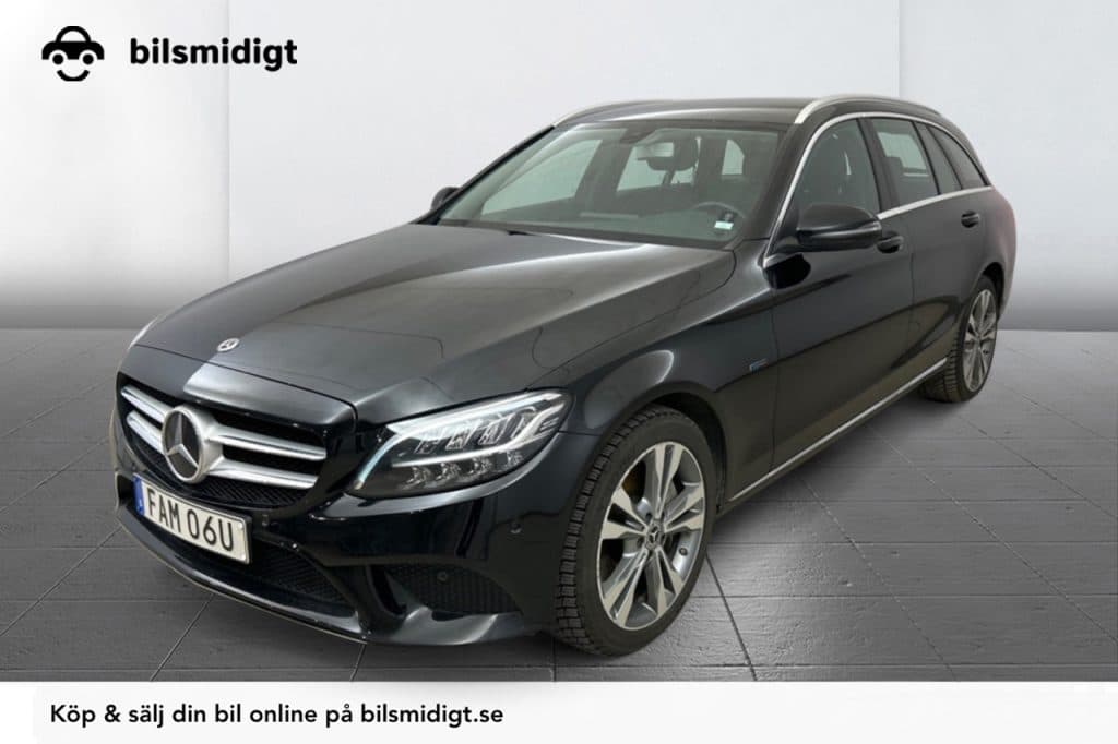 Mercedes-Benz C 300 T e Avantgarde Advantage Navigation Backkamera Parkeringspaket Spegelpaket Moms/Leasing 320hk