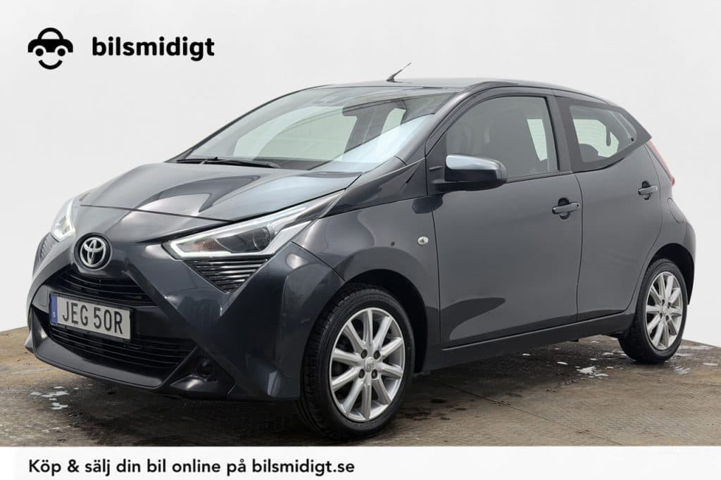 Toyota Aygo 5-dörr 1.0 X-Play Automat Backkamera Filassistans Kamkedja 72hk