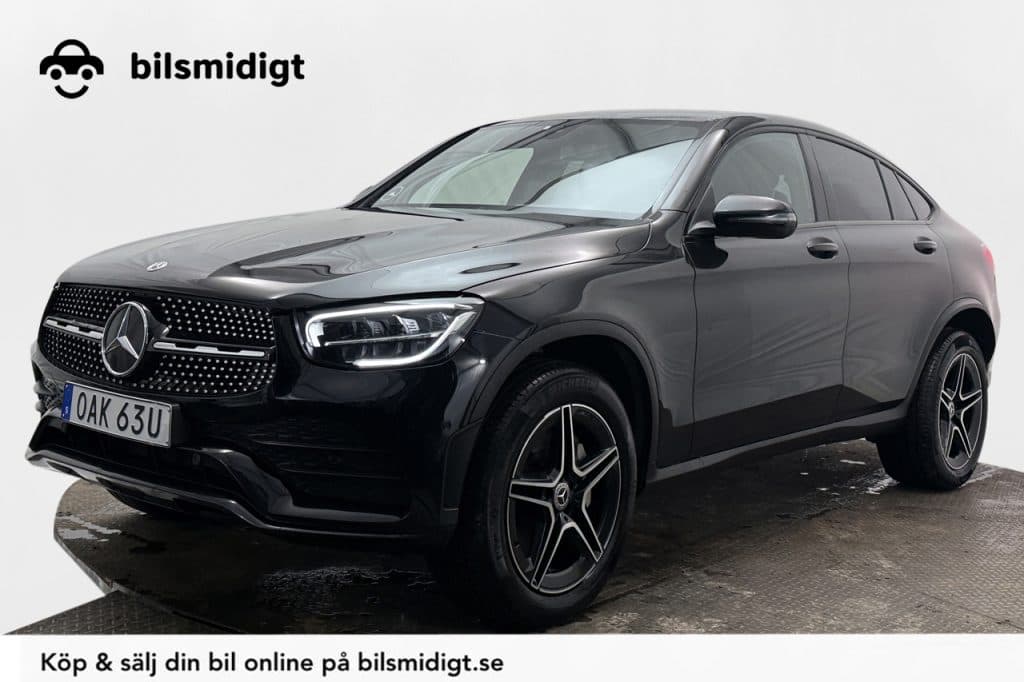 Mercedes-Benz GLC 300 e Coupé 4MATIC AMG Line Advantagepaket Dragkrok Navigation Backkamera Läder Moms/Leasing 320hk
