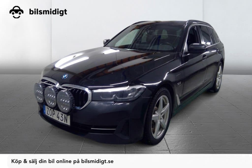 BMW 530e xDrive Touring Dragkrok Läder Navigation Connected Kamkedja Moms/Leasing 292hk