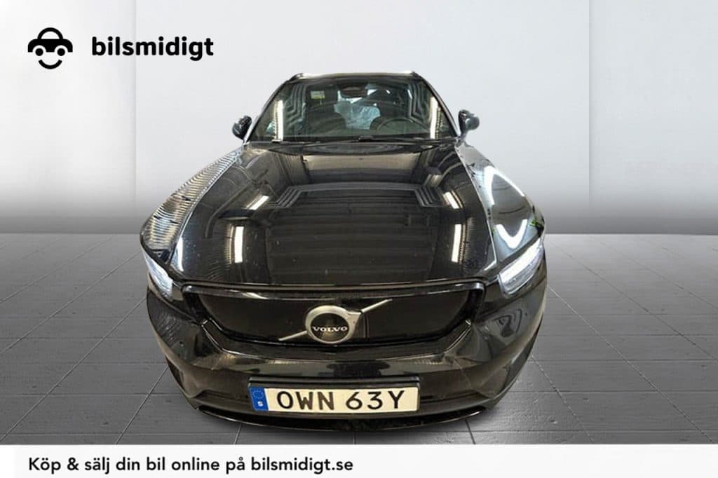 Volvo XC40 P6 Recharge Core Rattvärme App-Connect P-Sensorer Moms/Leasing 231hk
