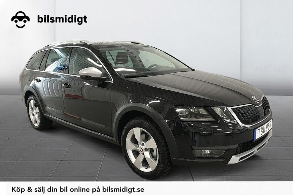 Skoda Octavia Scout 2.0 TDI 4x4 Automat Premium Dragkrok Läder/Alcantara Navigation Värmare Moms/Leasing 150hk