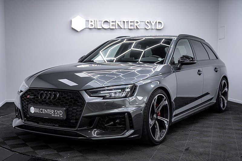 Audi RS4