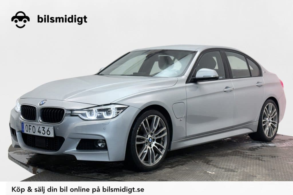 BMW 330e M Sport M Aerodynamics Sportfjädring Navigation Connected Drive P-Sensorer LED 252hk