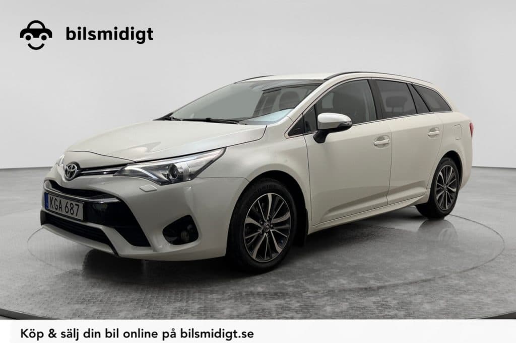 Toyota Avensis Kombi 2.0 Active Plus Dragkrok Backkamera LED Kamkedja 143hk