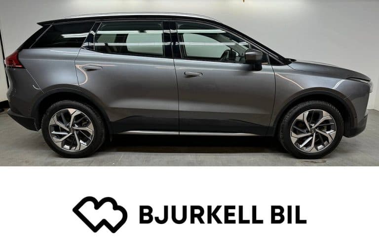 Aiways U5 Premium 63 kWh 204hk 360-kamera Taklucka